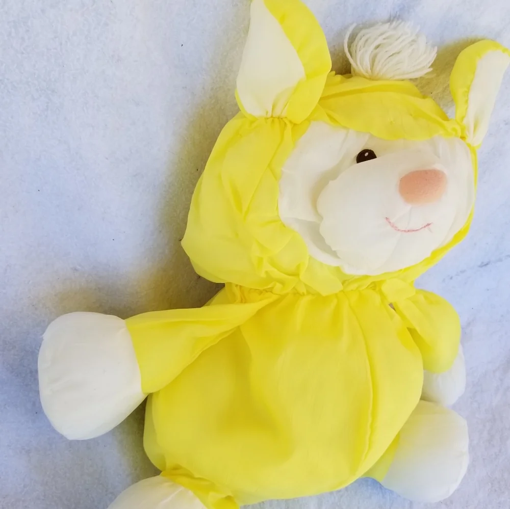 Fisher Price Puffalump vintage yellow lamb? Soft Squishy Easter Spring